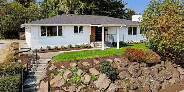 4415 48th S
