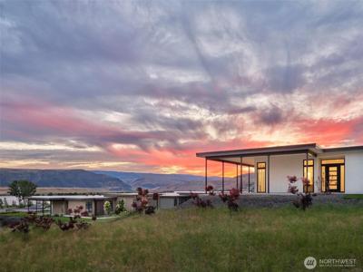 9016 Tendril NW