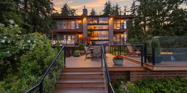2313 Northshore