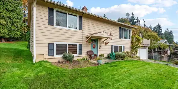 2327 W Hills Drive