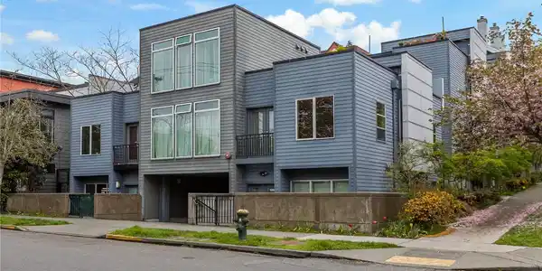 1110 Howell