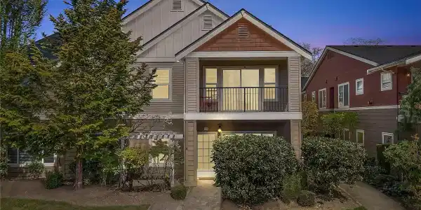 2144 Palisade