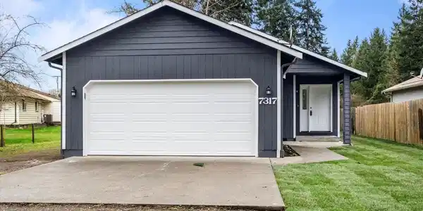 7317 Fair Oaks SE