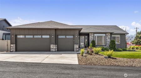 480 Spruce NW