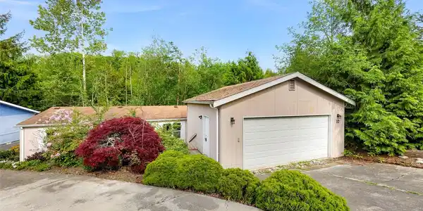 4949 Samish