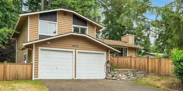 7622 234th SW
