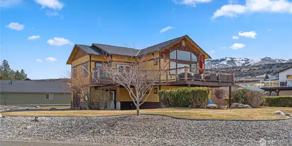 180 Lakeview