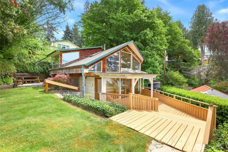 3542 Mathews NW