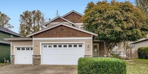 3409 76th NE