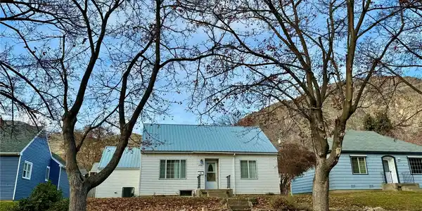 206 Columbia