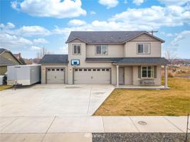 3195 W Peninsula Drive
