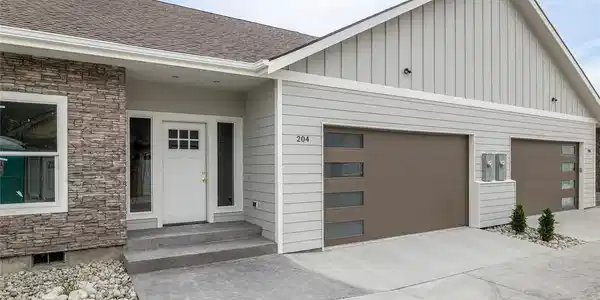 204 Solomon NW