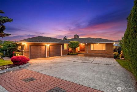 531 View Ridge