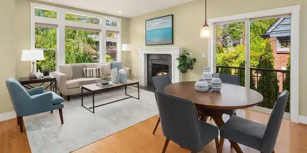 8230 17th NE