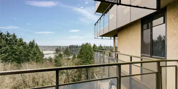 1910 Evergreen Park SW