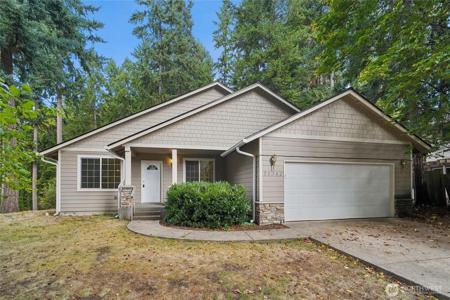22342 Glenview Ct SE