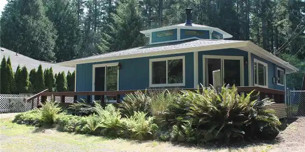 680 E Ballantrae Drive