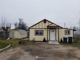 2313 S Texas
