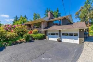 10602 Northstar Way SW