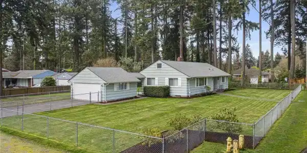 12420 Avenue Dubois SW