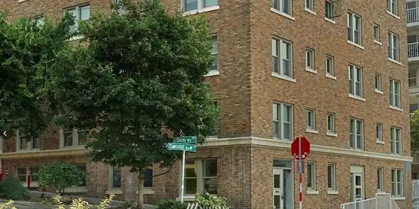 505 E Denny Way