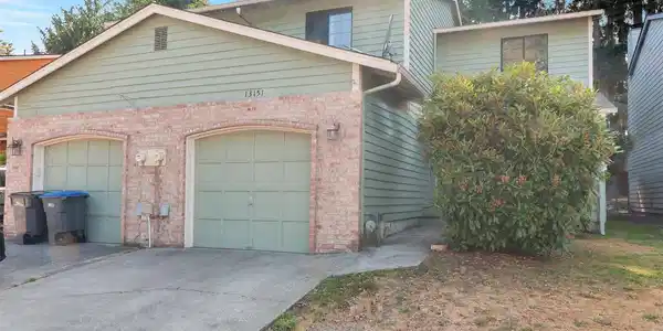 13151 Lakeridge NW