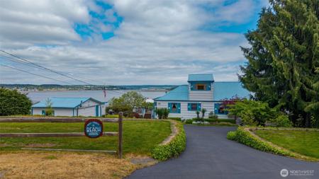 3224 Scenic Heights
