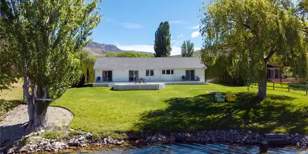 428 Eastlake