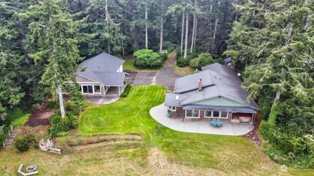 24424 Sandridge