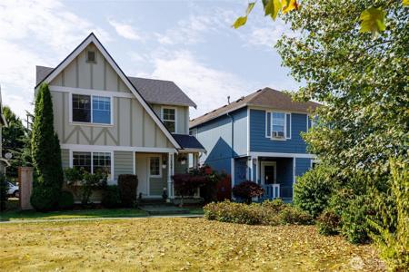 704 29th SE