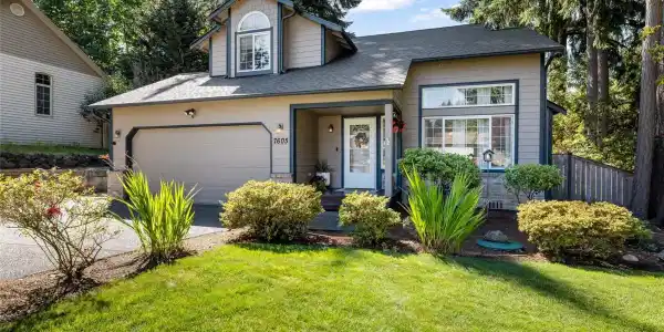7605 38th SE