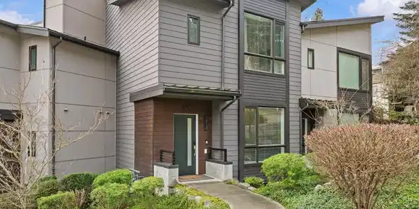 18115 65th NE