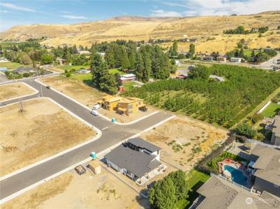 106 Chadwick  (Lot 9) NW
