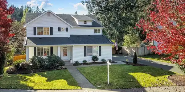 1137 Aldrich Place