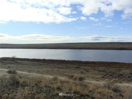 314248000 Stonecrest