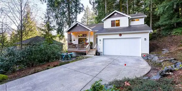 17 Thunder Peak Way