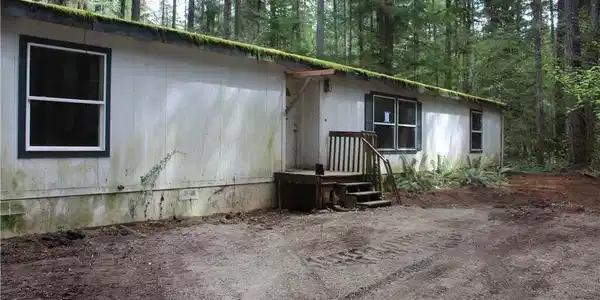 60 Kokanee Cove