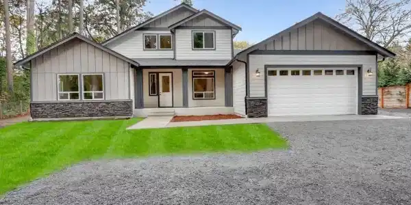 2624 110th E