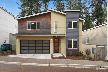 837 206th AVE NE