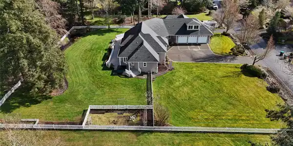 5410 Klipsun SW