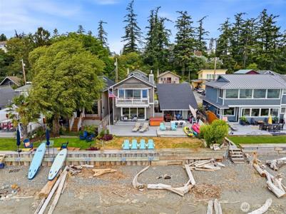 868 + 872 Juniper Pointe