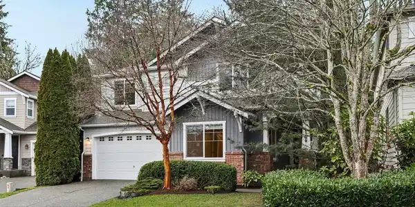 2109 263rd SE