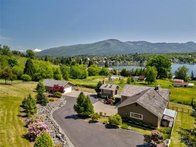 17441 Lake Terrace
