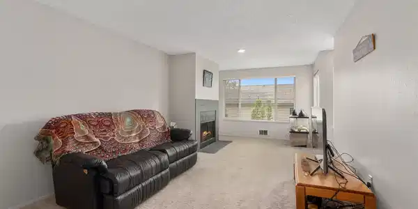 Image 4 Image 4
