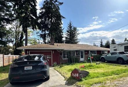 7608 232nd SW