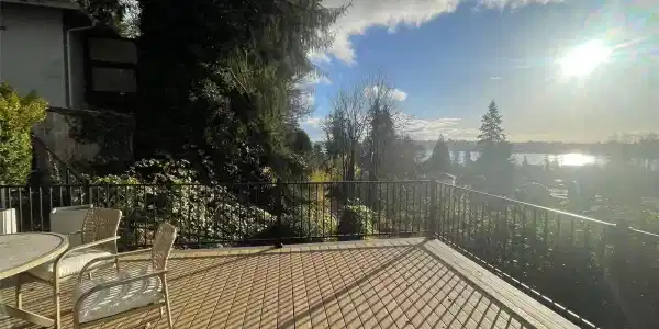 2401 Alder