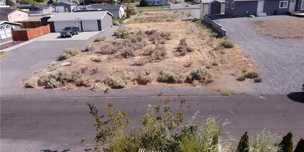 423 Island View SW