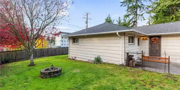 6225 Berkshire