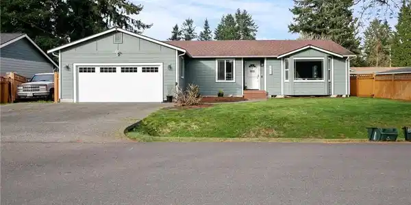 2722 Bonavista SW