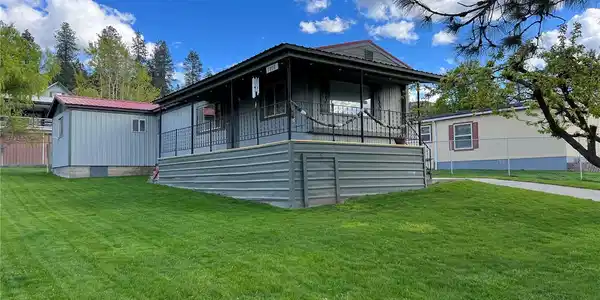 1208 Ponderosa